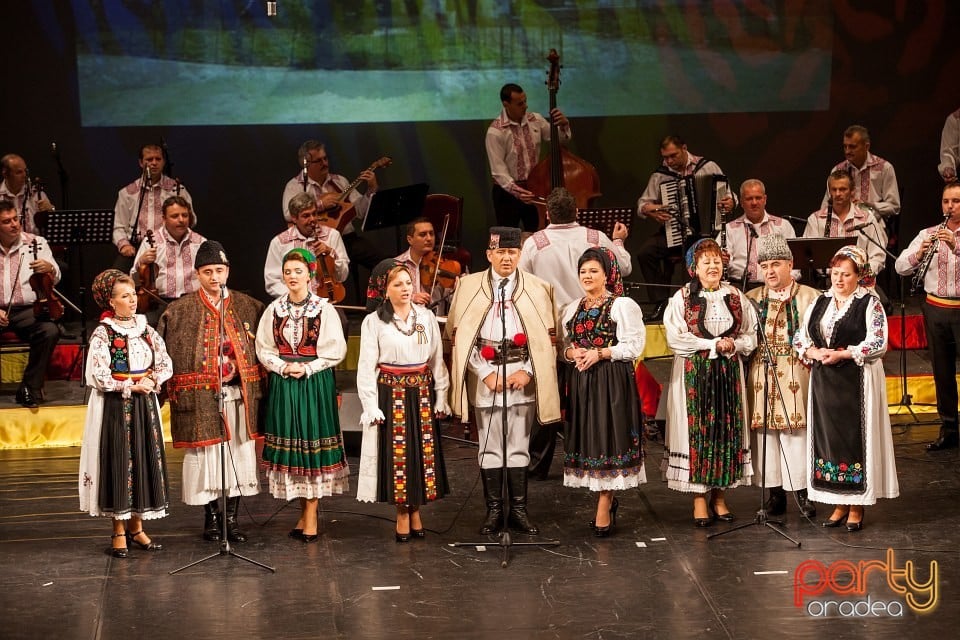 Ansamblul Crişana, Teatrul Regina Maria