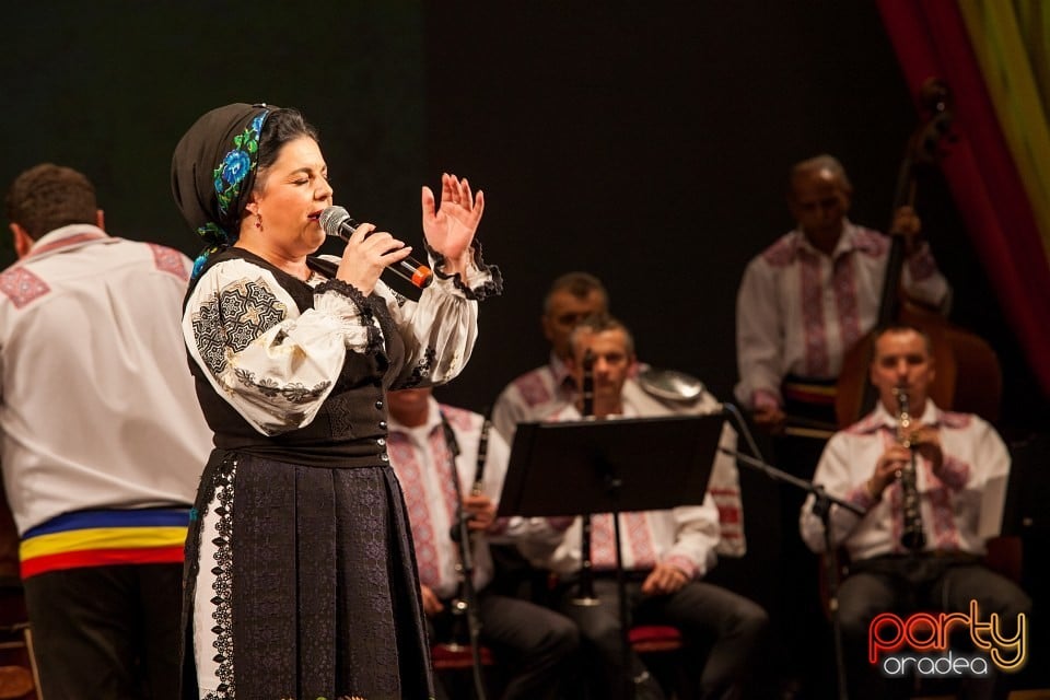 Ansamblul Crişana, Teatrul Regina Maria