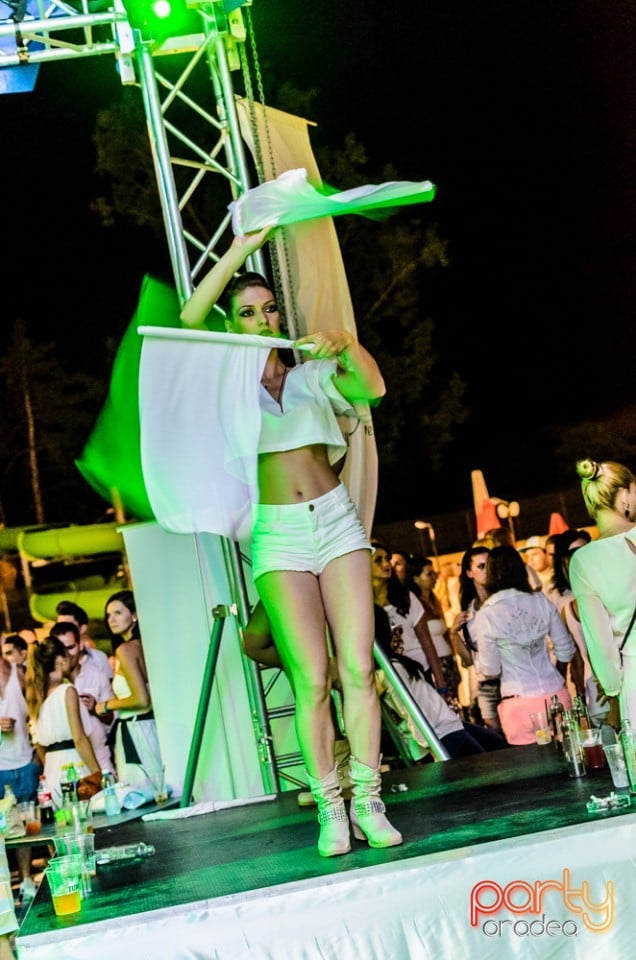 Aqua President Pool Party Sensation in White, Aqua Park President