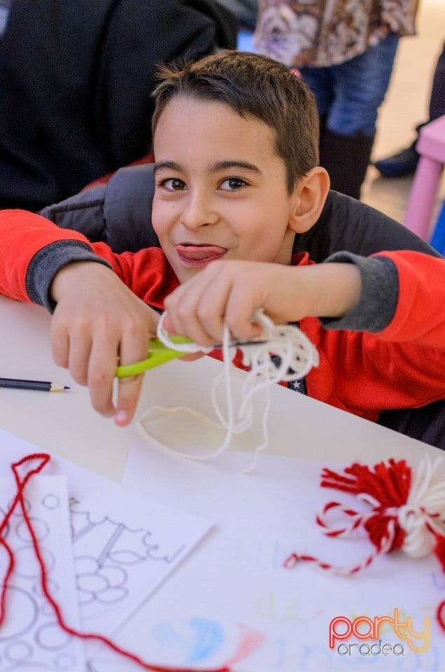 Atelier de zâmbete şi mărţişoare, Lotus Center