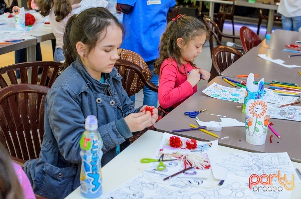 Atelier de zâmbete şi mărţişoare, Lotus Center