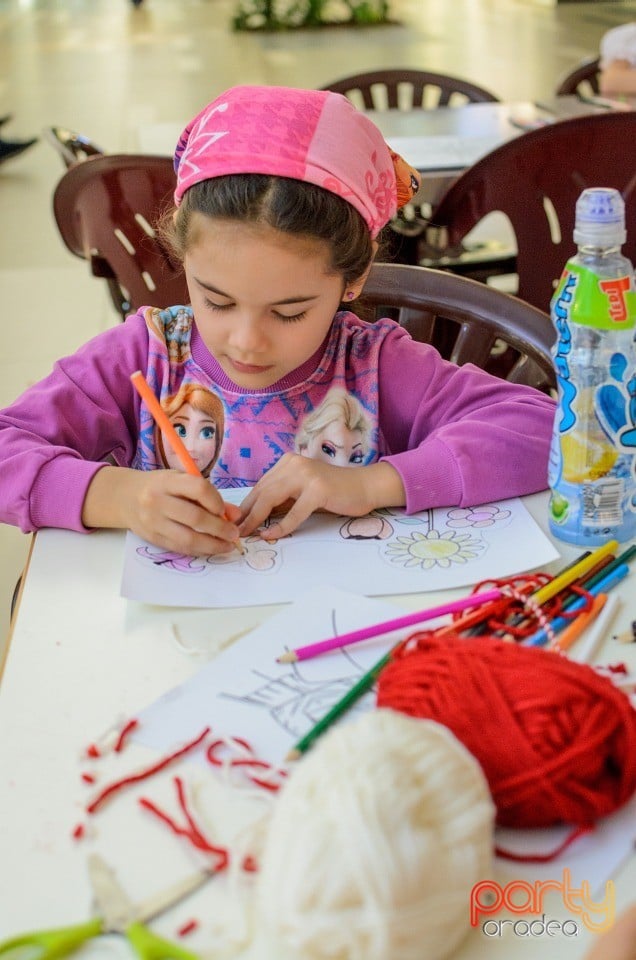 Atelier de zâmbete şi mărţişoare, Lotus Center