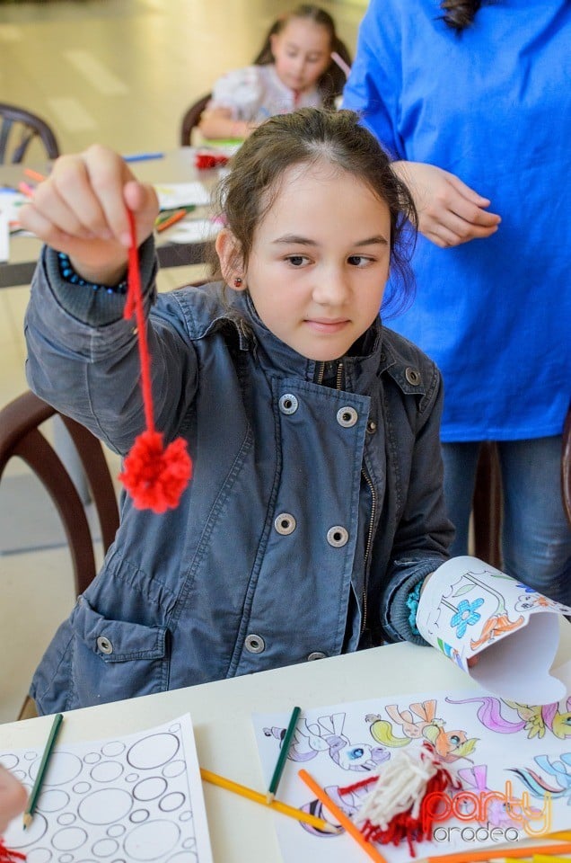 Atelier de zâmbete şi mărţişoare, Lotus Center