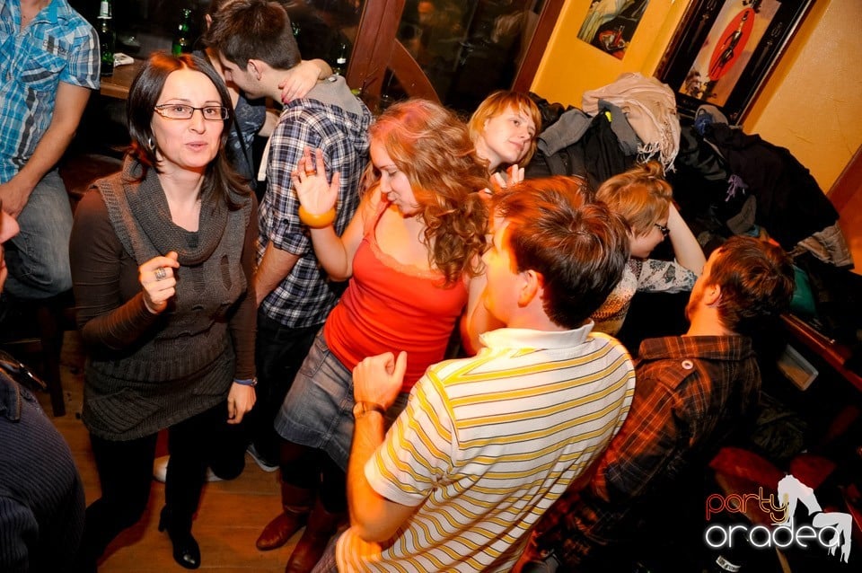 Atmosferă de party în Lord's, Lord's Pub