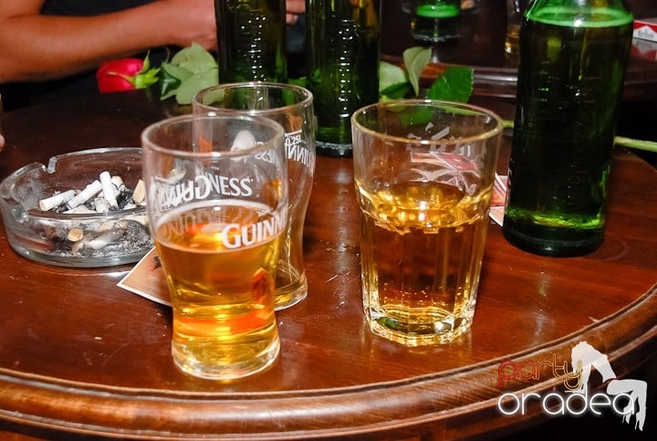 Atmosferă de party în Lord's, Lord's Pub