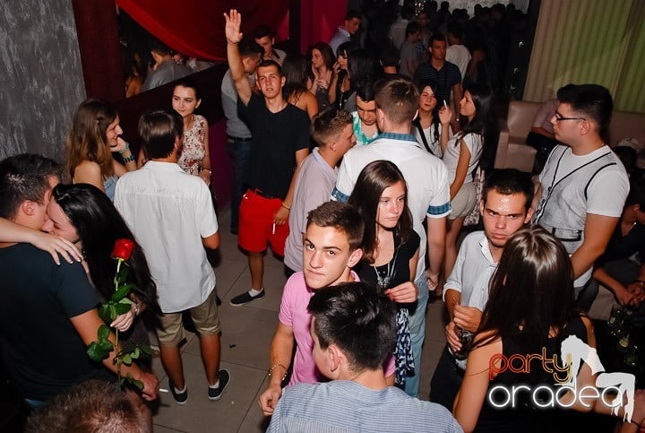 Atmosfera din Cuba vine la Heat Club,