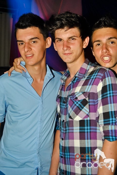 Atmosfera din Cuba vine la Heat Club,