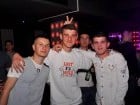 Atmosferă incendiară în Club Life