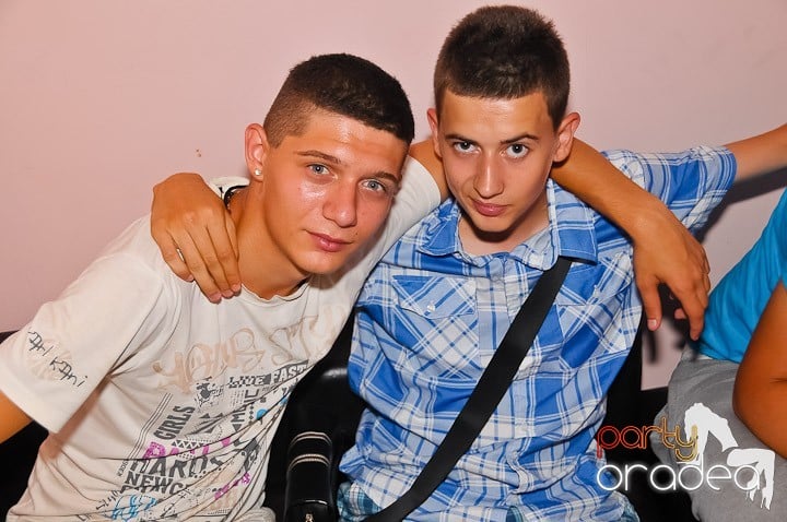 Atmosferă incendiară în Club Rio, 