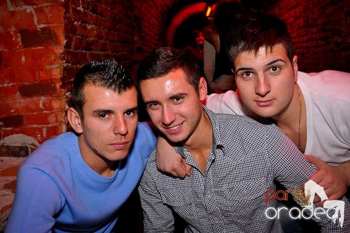 Atmosferă incendiară în Escape, 