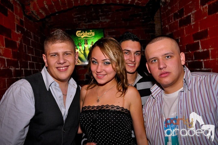 Atmosferă incendiară în Escape, 