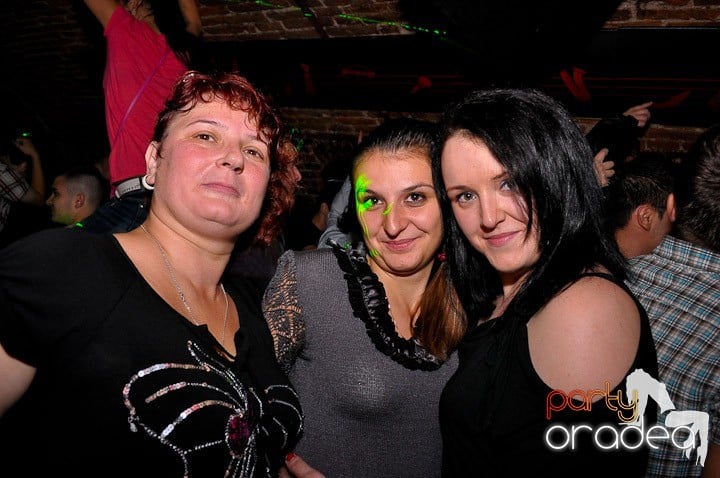 Atmosferă incendiară în Escape, 