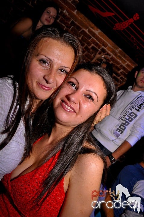 Atmosferă incendiară în Escape, 