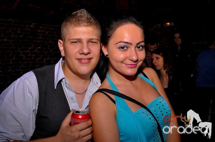 Atmosferă incendiară în Escape, 