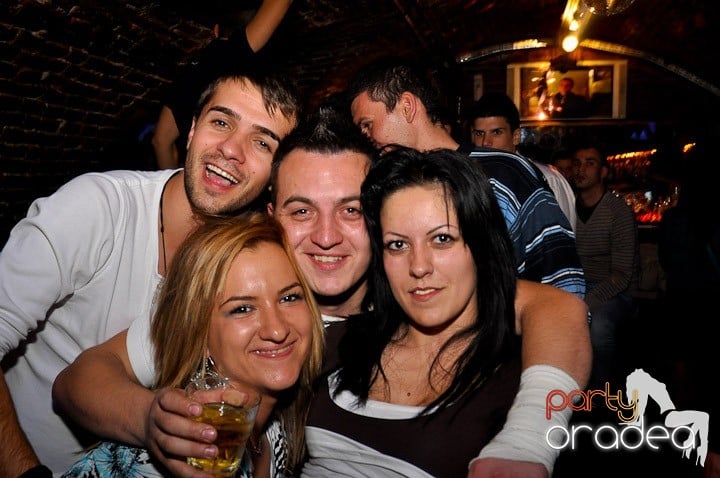 Atmosferă incendiară în Escape, 