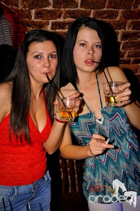 Atmosferă incendiară în Escape, 