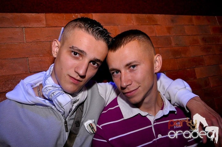 Atmosferă incendiară în Escape, 