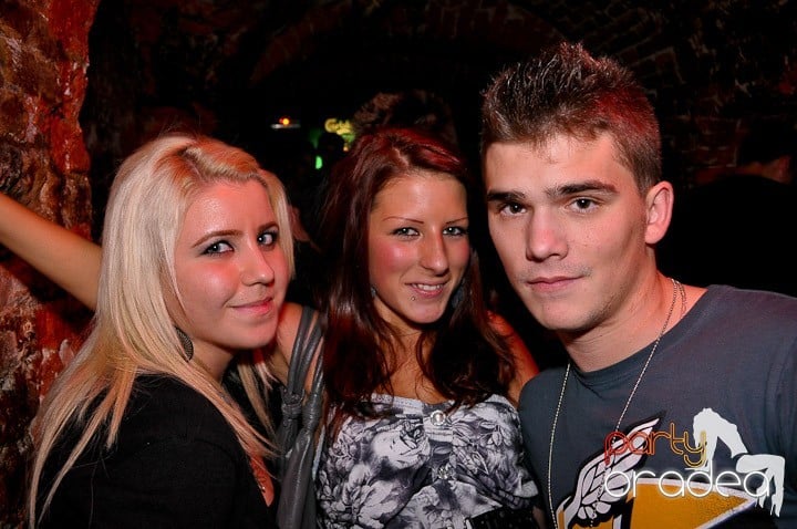 Atmosferă incendiară în Escape, 