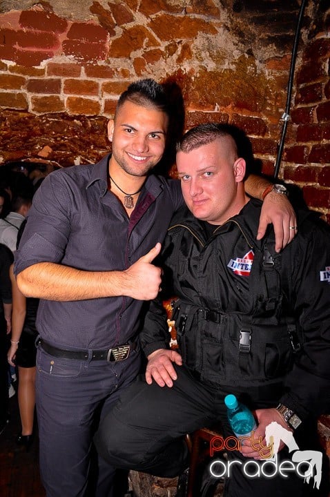 Atmosferă incendiară în Escape, 