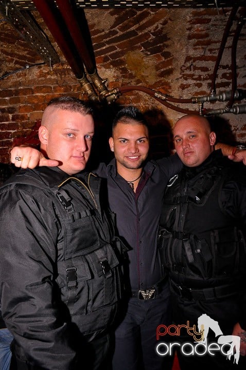 Atmosferă incendiară în Escape, 