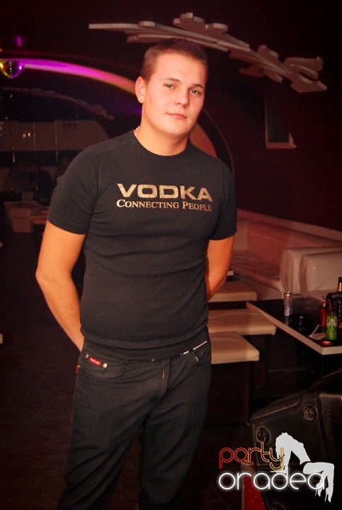 Atmosferă încinsă în Club Atti's, 