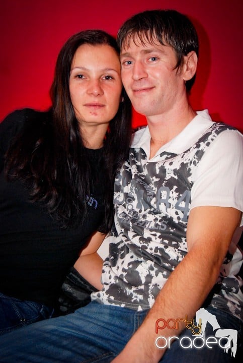 Atmosferă încinsă în Club Atti's, 