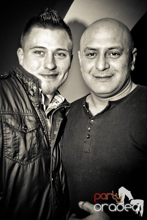 Atmosferă încinsă în Club Atti's, 