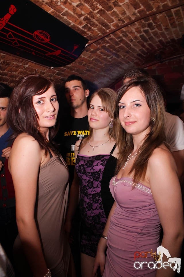 Atmosferă încinsă în Escape,