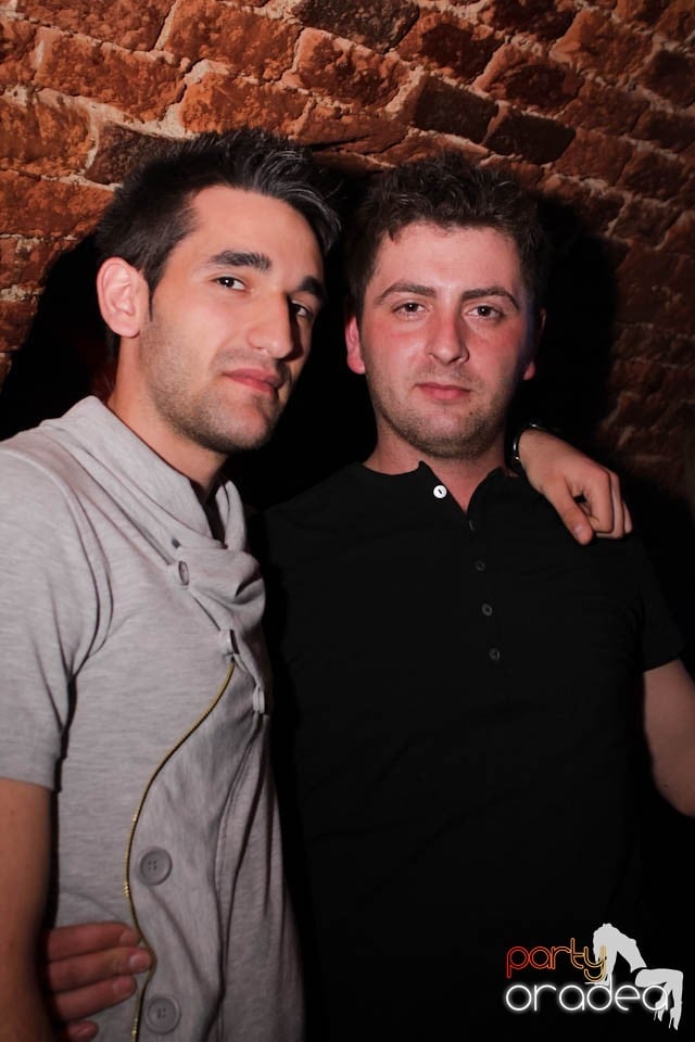 Atmosferă încinsă în Escape,