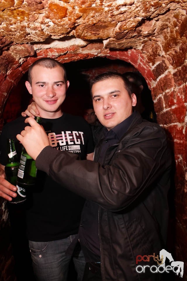 Atmosferă încinsă în Escape,