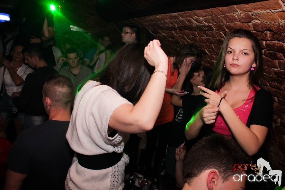 Atmosferă încinsă în Escape,