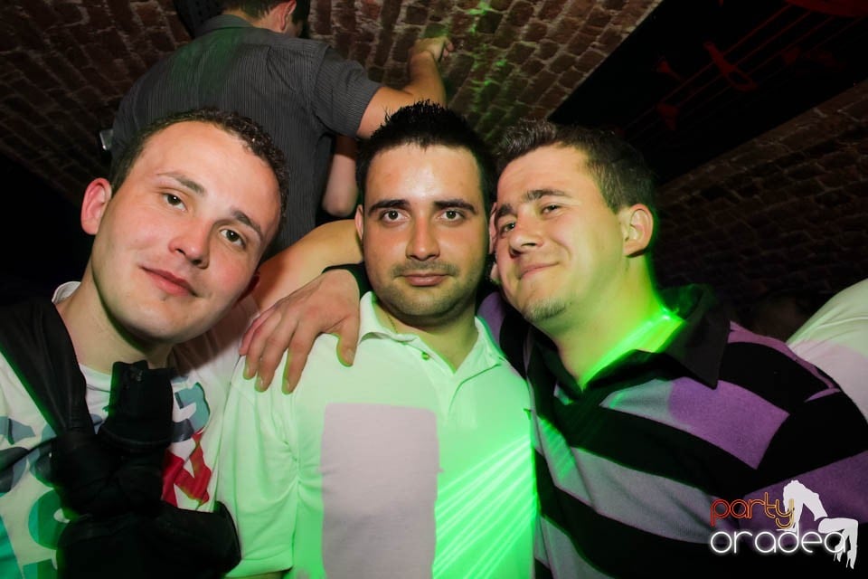 Atmosferă încinsă în Escape,