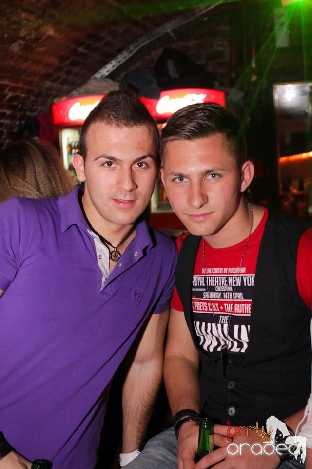 Atmosferă încinsă în Escape,