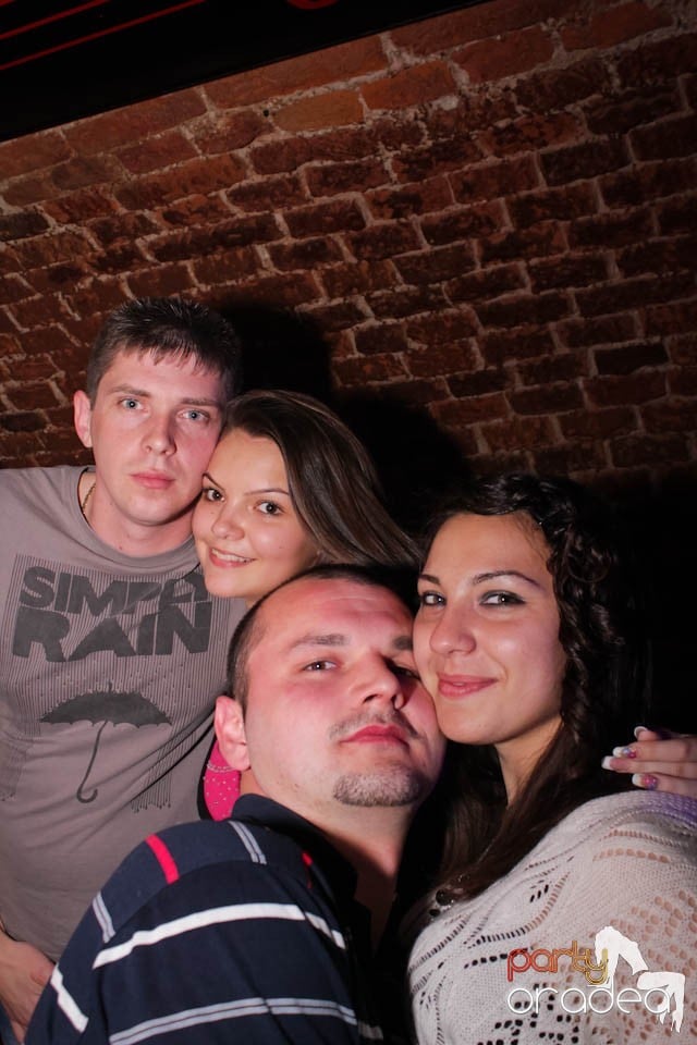 Atmosferă încinsă în Escape,
