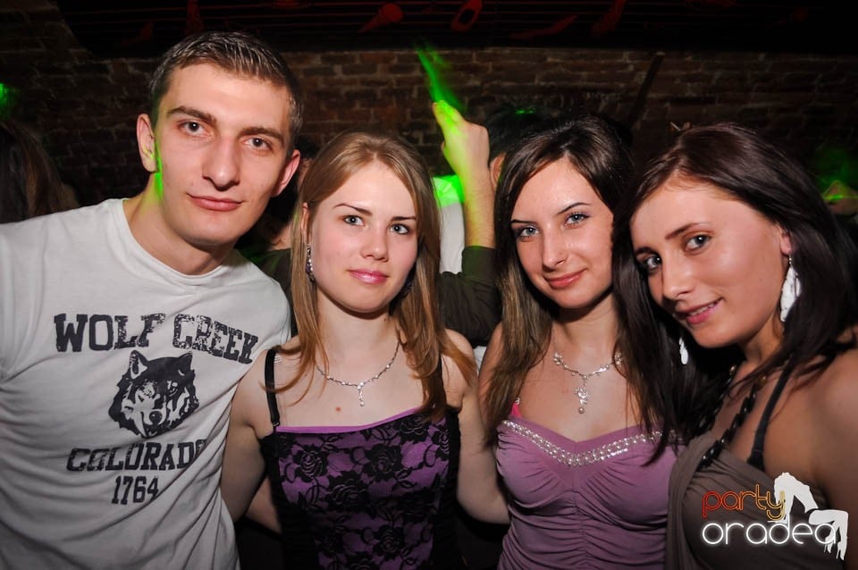 Atmosferă încinsă în Escape,