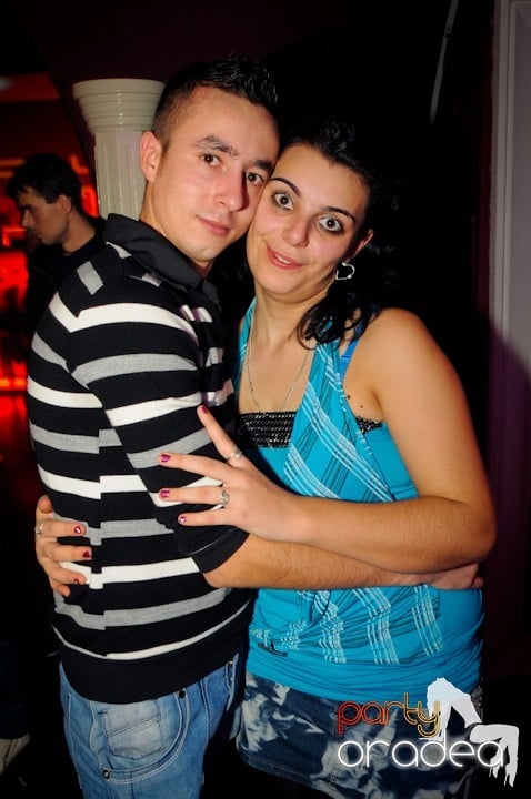 Atmosferă selectă în Club Atti's, 