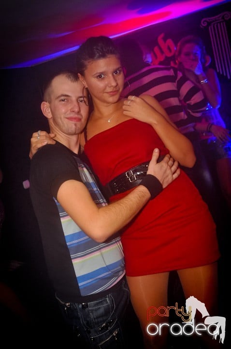 Atmosferă selectă în Club Atti's, 