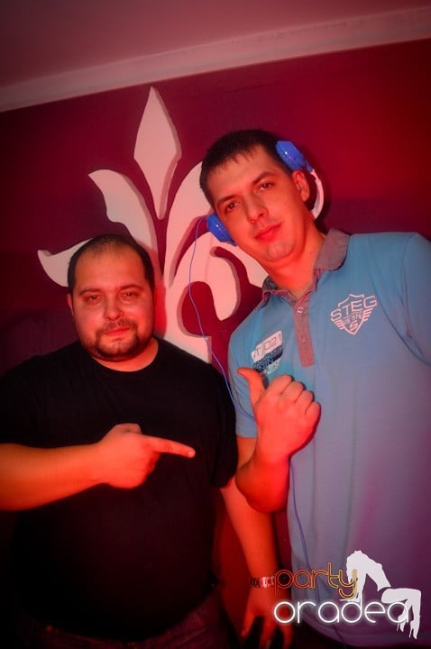 Atmosferă selectă în Club Atti's, 