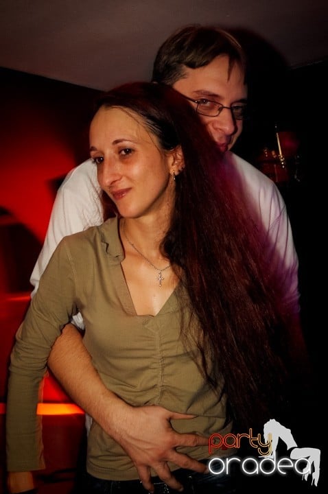 Atmosferă selectă în Club Atti's, 