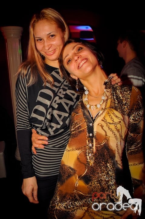 Atmosferă selectă în Club Atti's, 