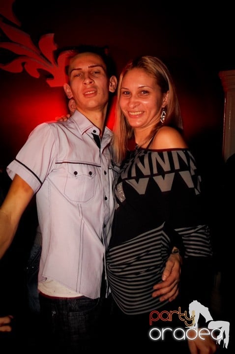 Atmosferă selectă în Club Atti's, 