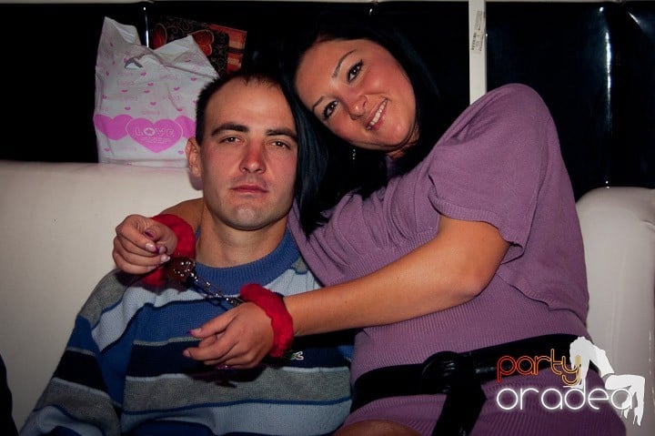 Atti's Club Mega Party,