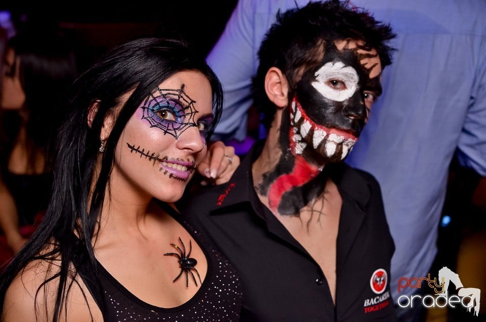 Bacardi Halloween Party, Escape