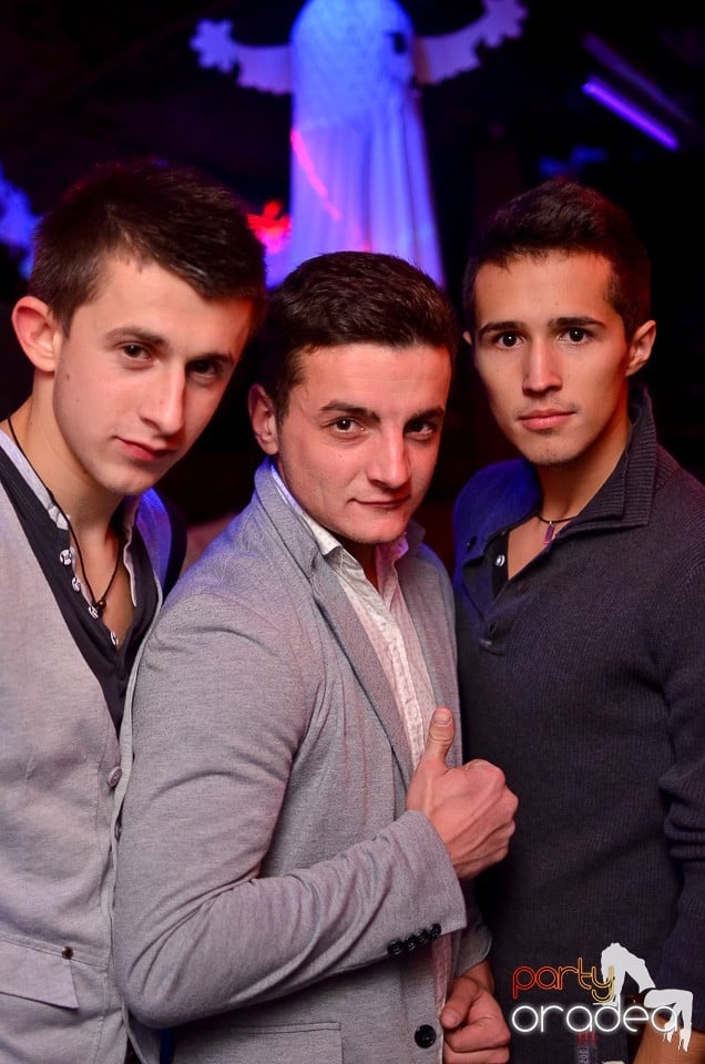 Bacardi Halloween Party, Escape