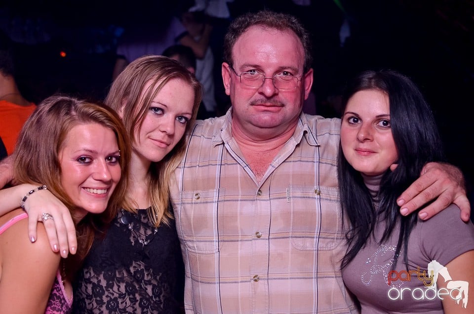 Bacardi Halloween Party, Escape