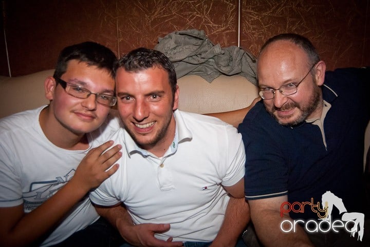 Bacardi Party în Seven, 