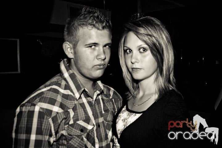 Bacardi Party în Seven, 