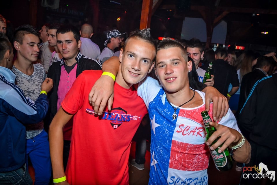 Back 2 school party, 