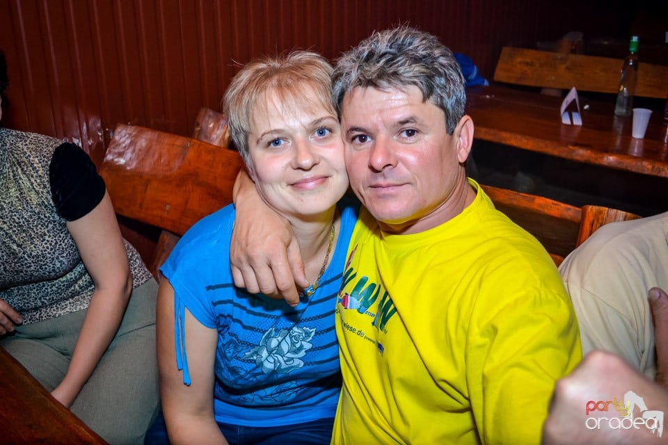 Back 2 school party, 