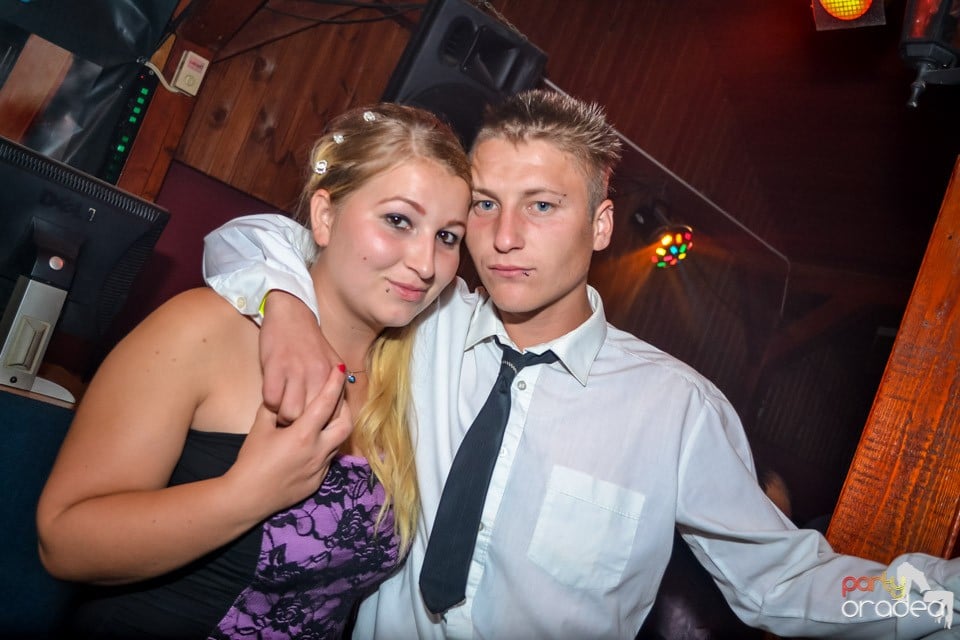 Back 2 school party, 